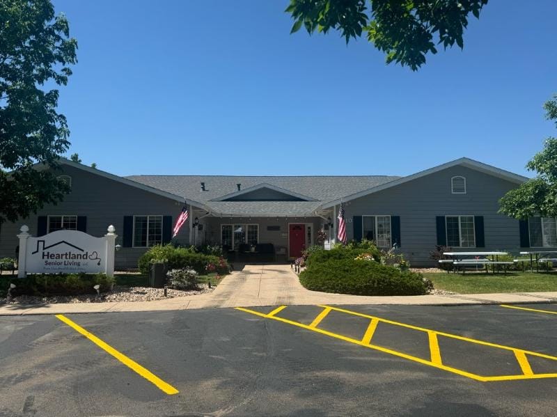 Exterior view of Heartland Senior Living building