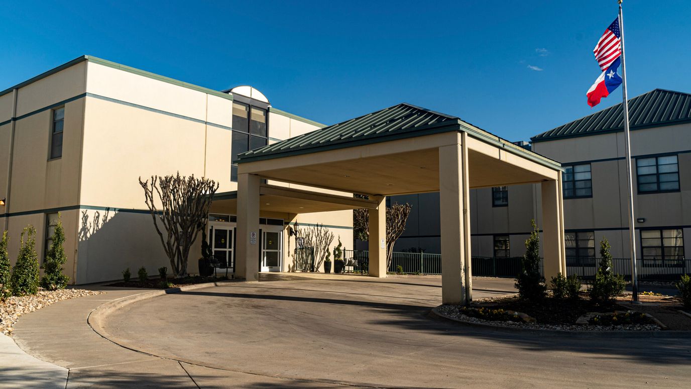 Exterior view of Cityview Nursing and Rehabilitation Center entrance
