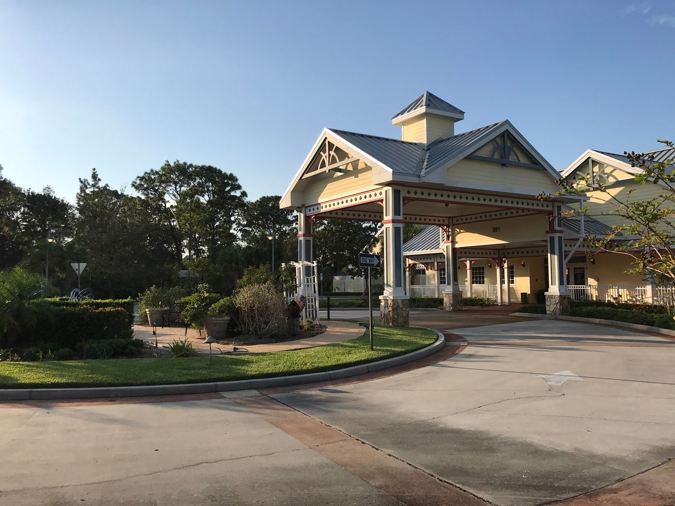Front entrance of William Childs Hospice House