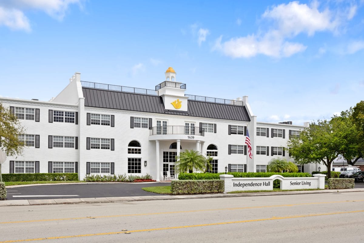 Exterior view of Independence Hall Senior Living facility