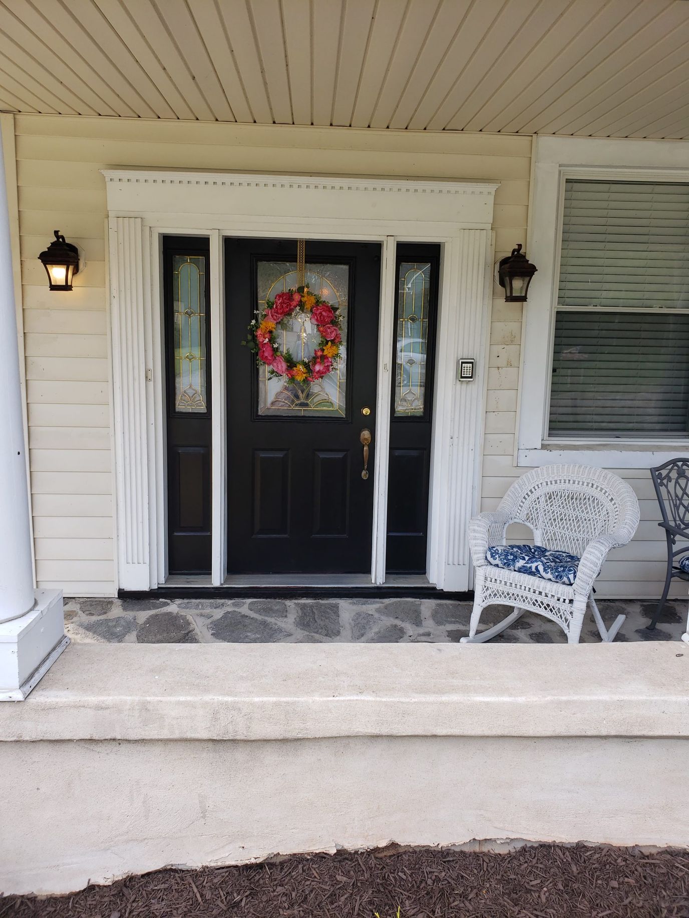 The front entrance of Hampton Meadows Assisted Living.