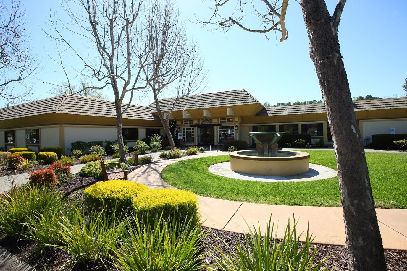 Exterior view of Walnut Creek Skilled Nursing Center