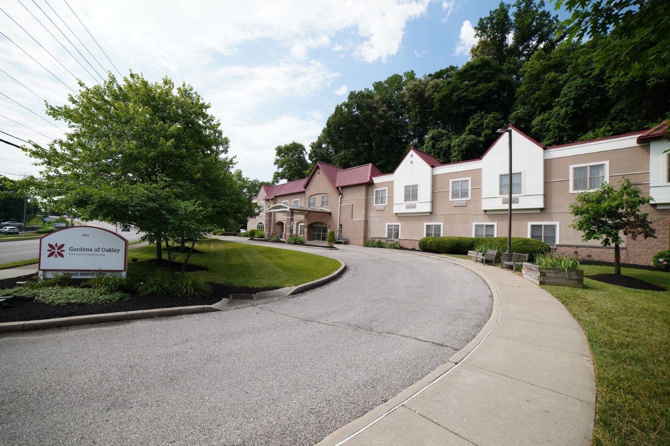 Exterior view of the Gardens of Oakley facility