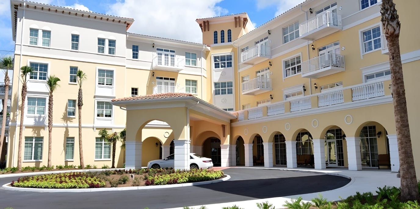 Exterior view of The Summit of Citrus Hills facility