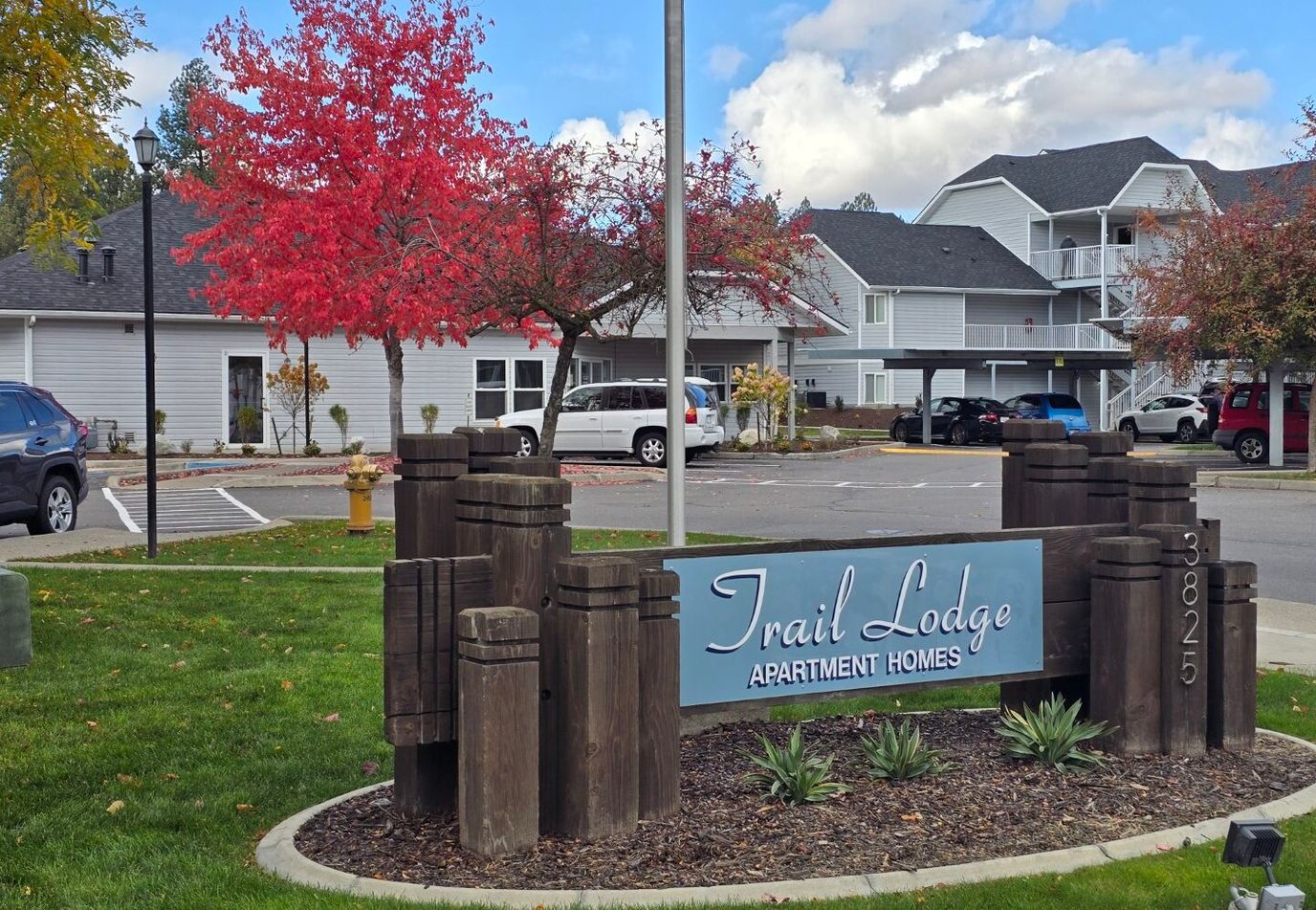 Exterior view of Trail Lodge Apartments entrance
