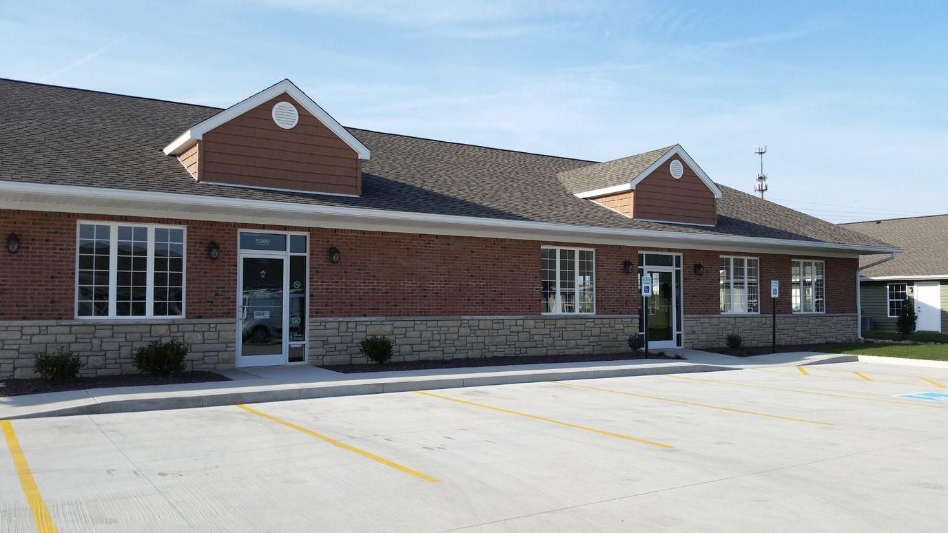 Exterior view of the Richmond Park Independent Living building