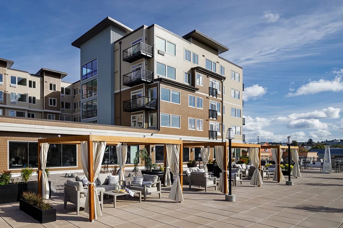 Exterior view of Harbor Heights with outdoor seating area