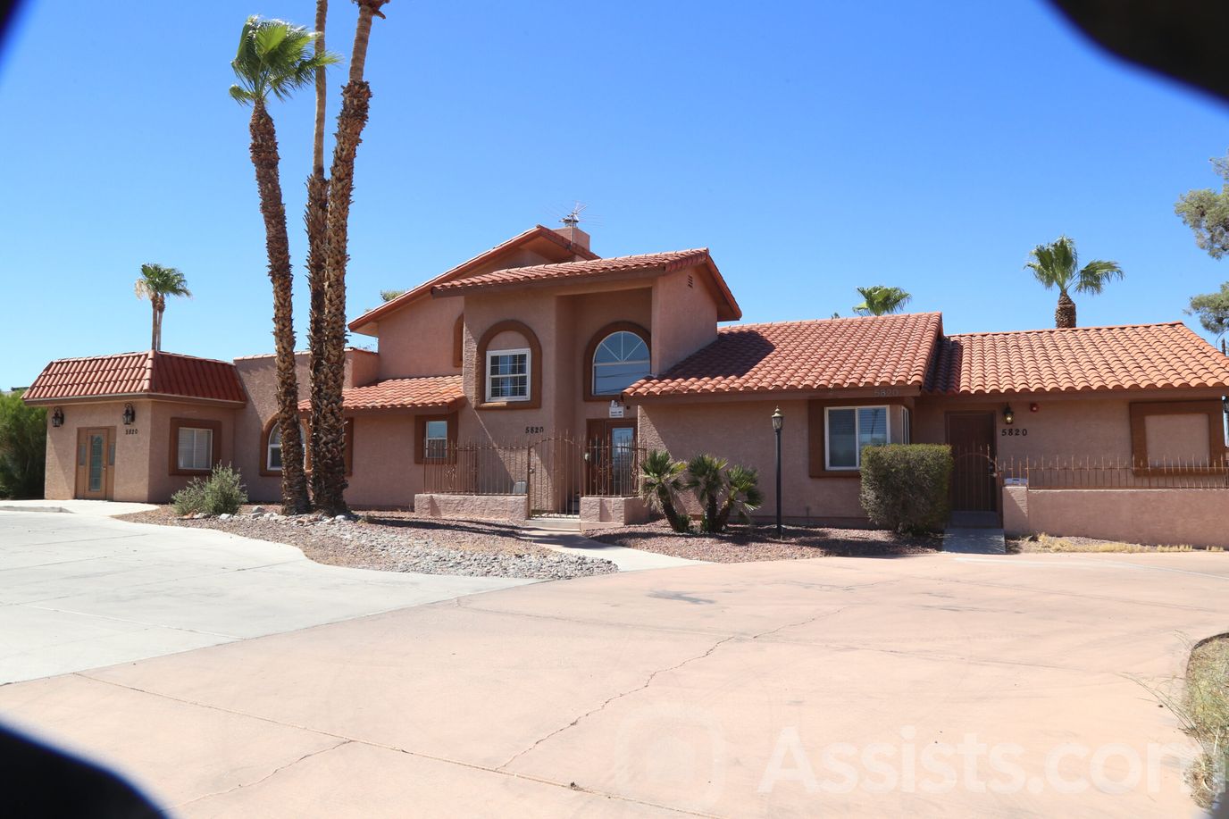 Exterior view of Livingston Home II with landscaping