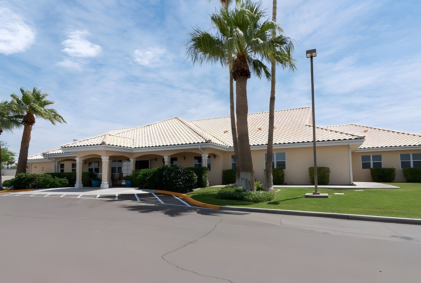 Exterior view of Avista Senior Living Yuma