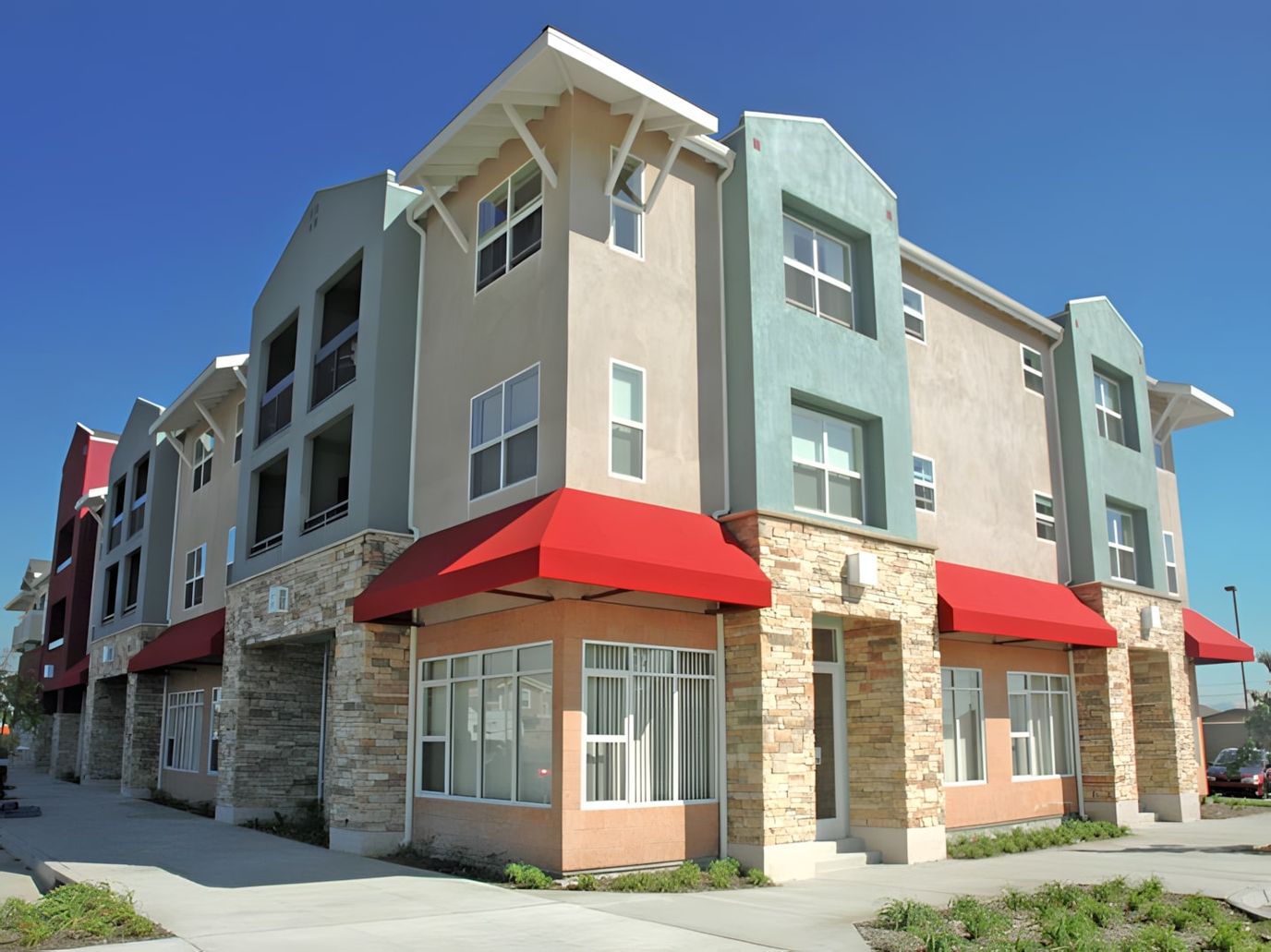 Exterior view of Johnson Gardens Apartments building