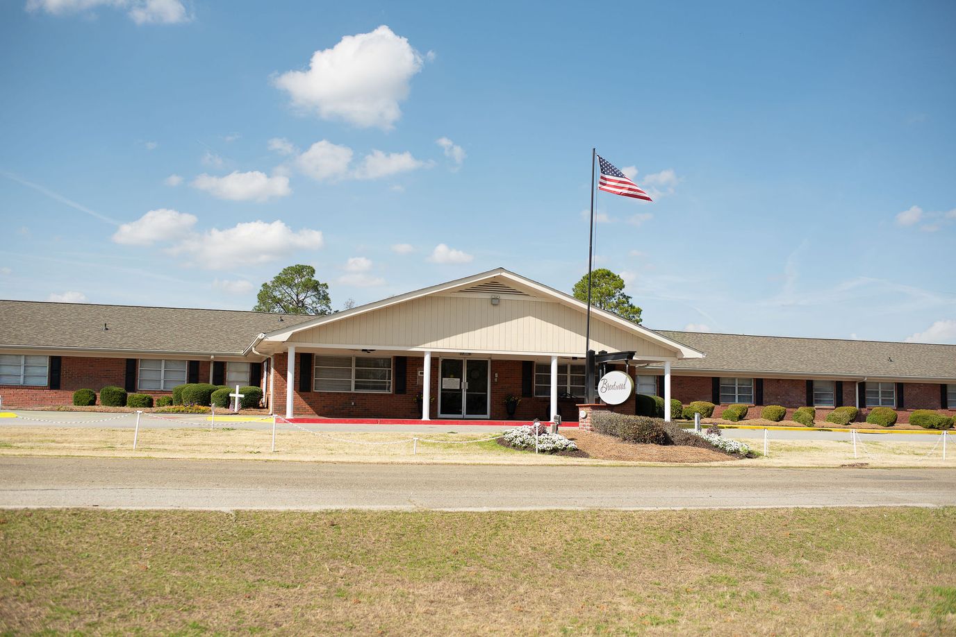 Exterior view of Brentwood Health and Rehabilitation building