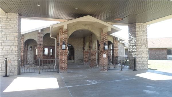 Entrance to Lebanon South Nursing & Rehab facility
