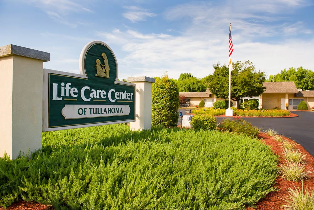 Exterior sign of Life Care Center of Tullahoma