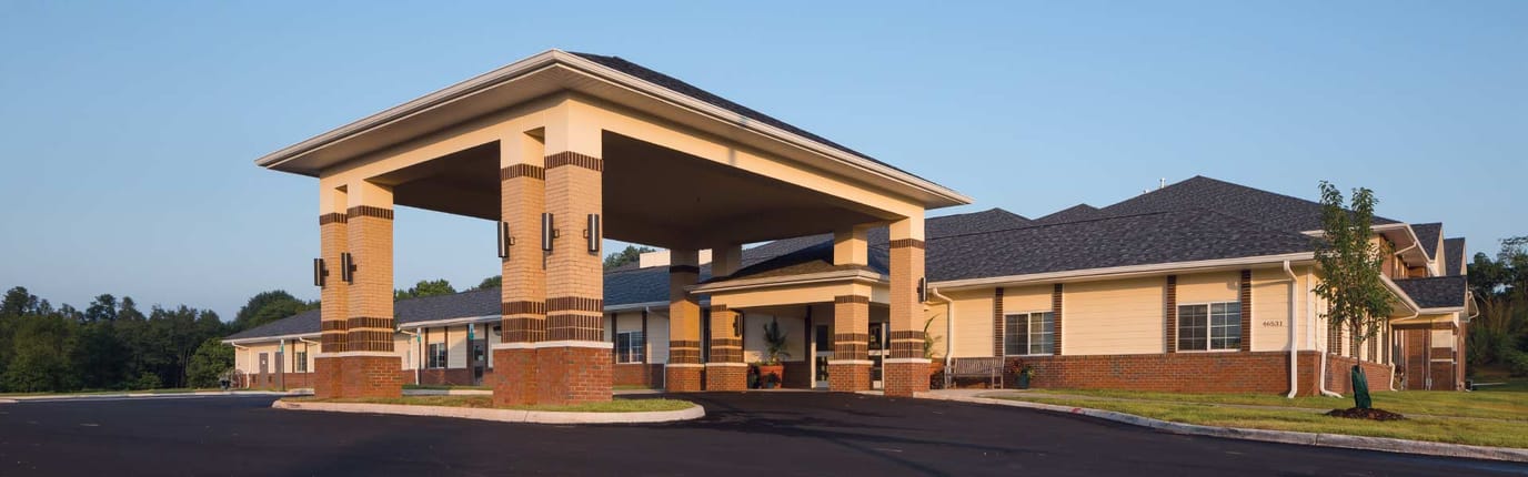 Exterior view of Potomac Falls Health and Rehab Center