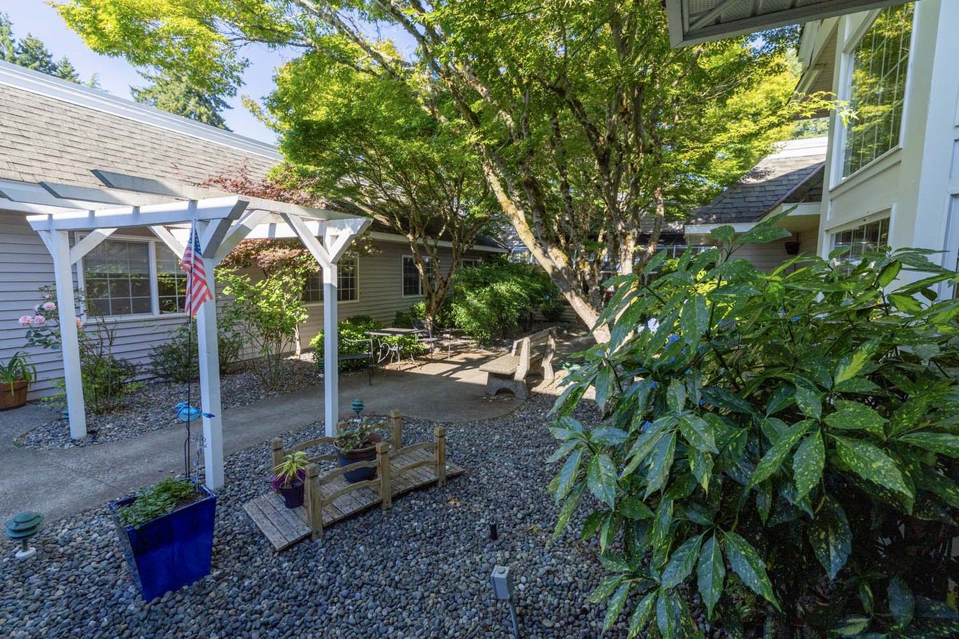 Garden area with seating and outdoor decor
