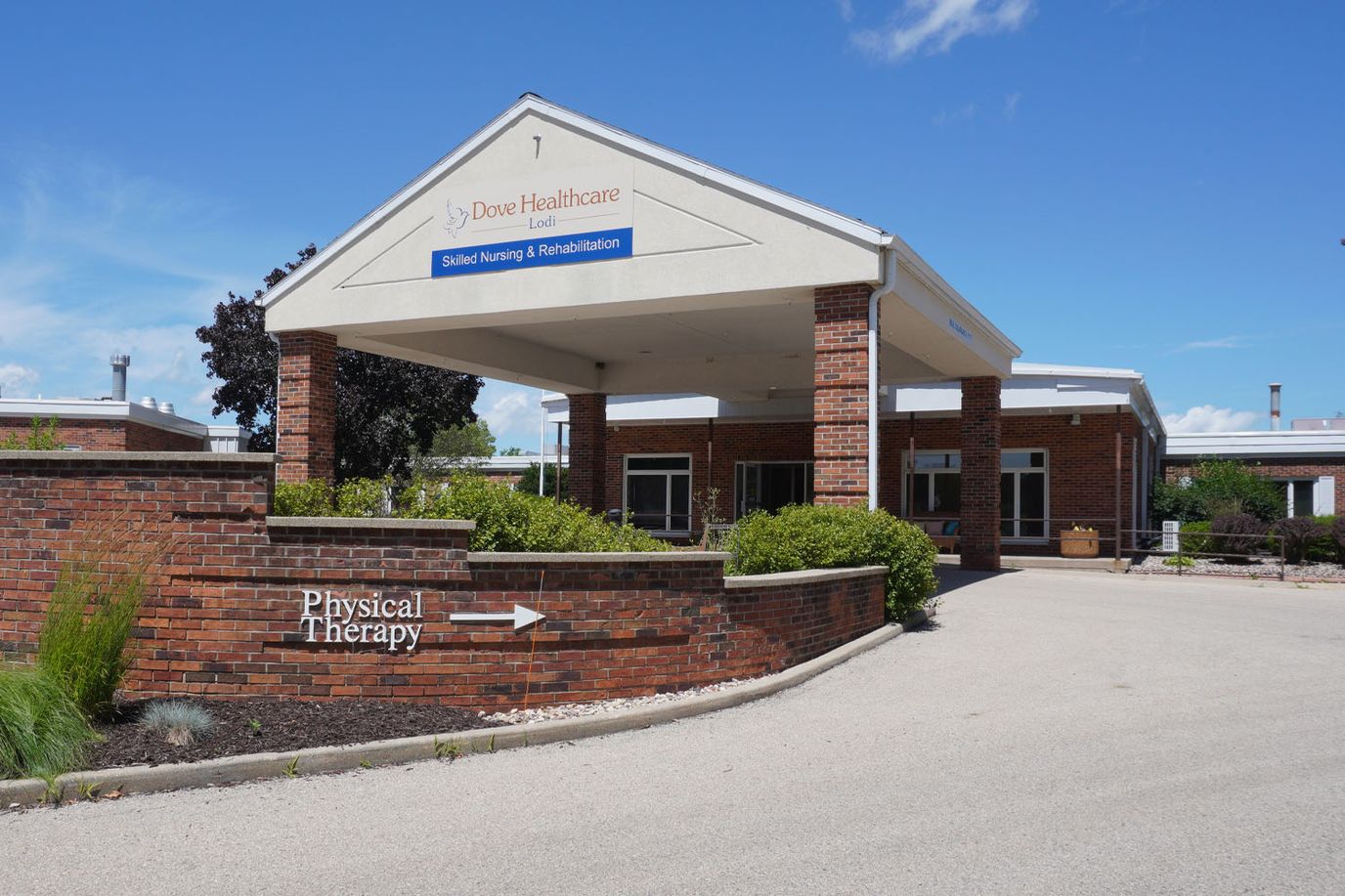 Exterior view of Dove Healthcare Lodi entrance