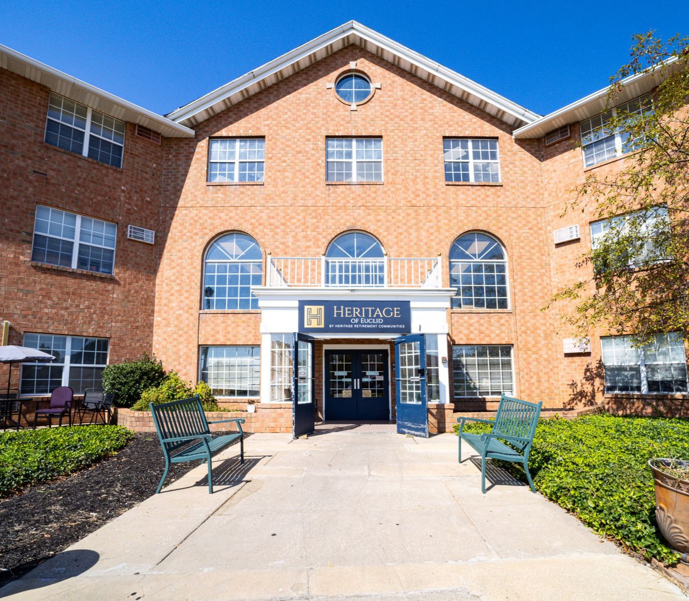 Exterior view of Heritage of Euclid building