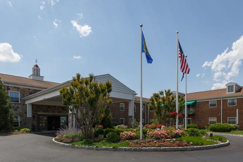 Exterior view of Oakbridge Terrace at Southampton Estates
