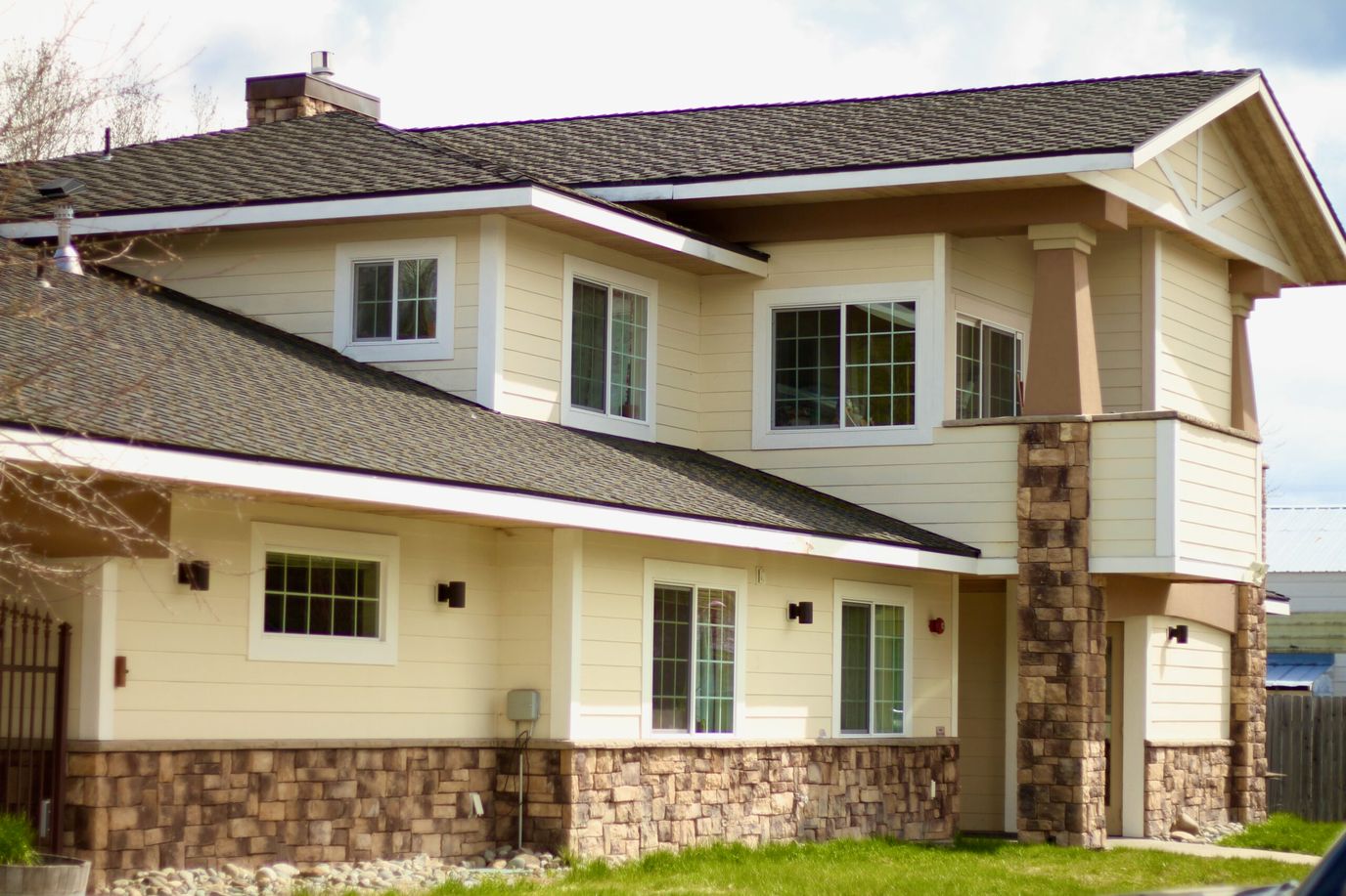 Exterior view of a senior living facility