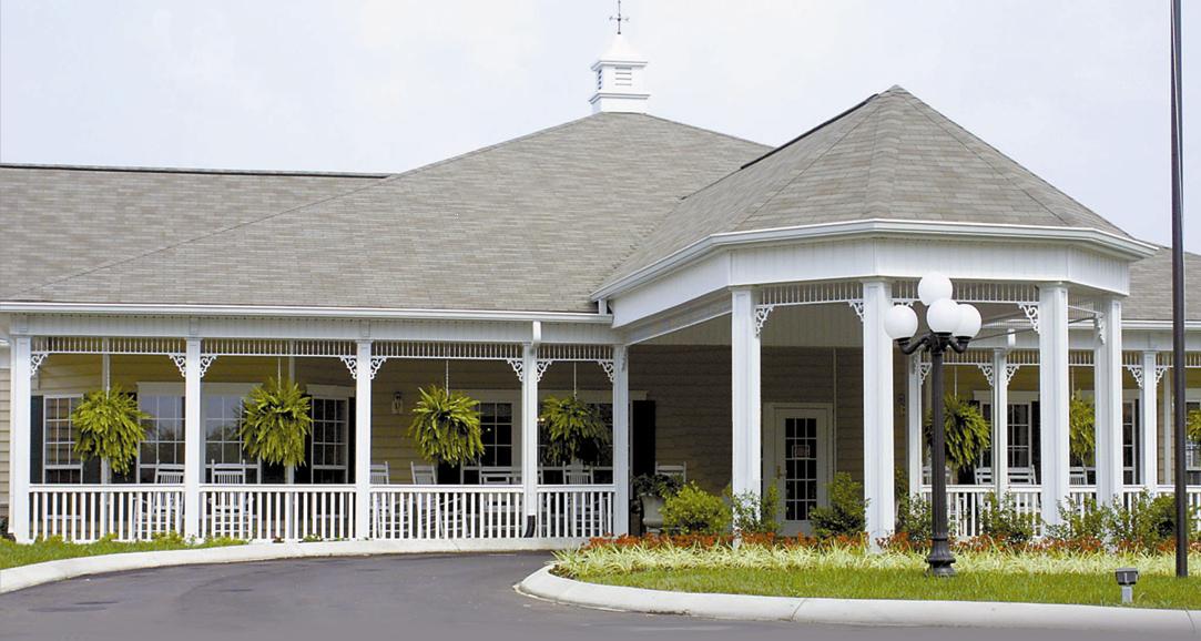 Exterior view of Crescent Place Assisted Living facility