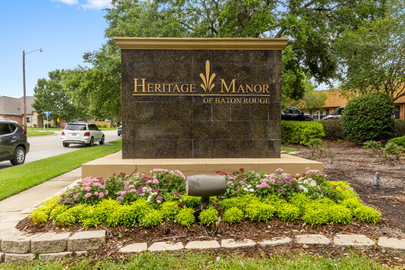 Exterior sign of Heritage Manor of Baton Rouge