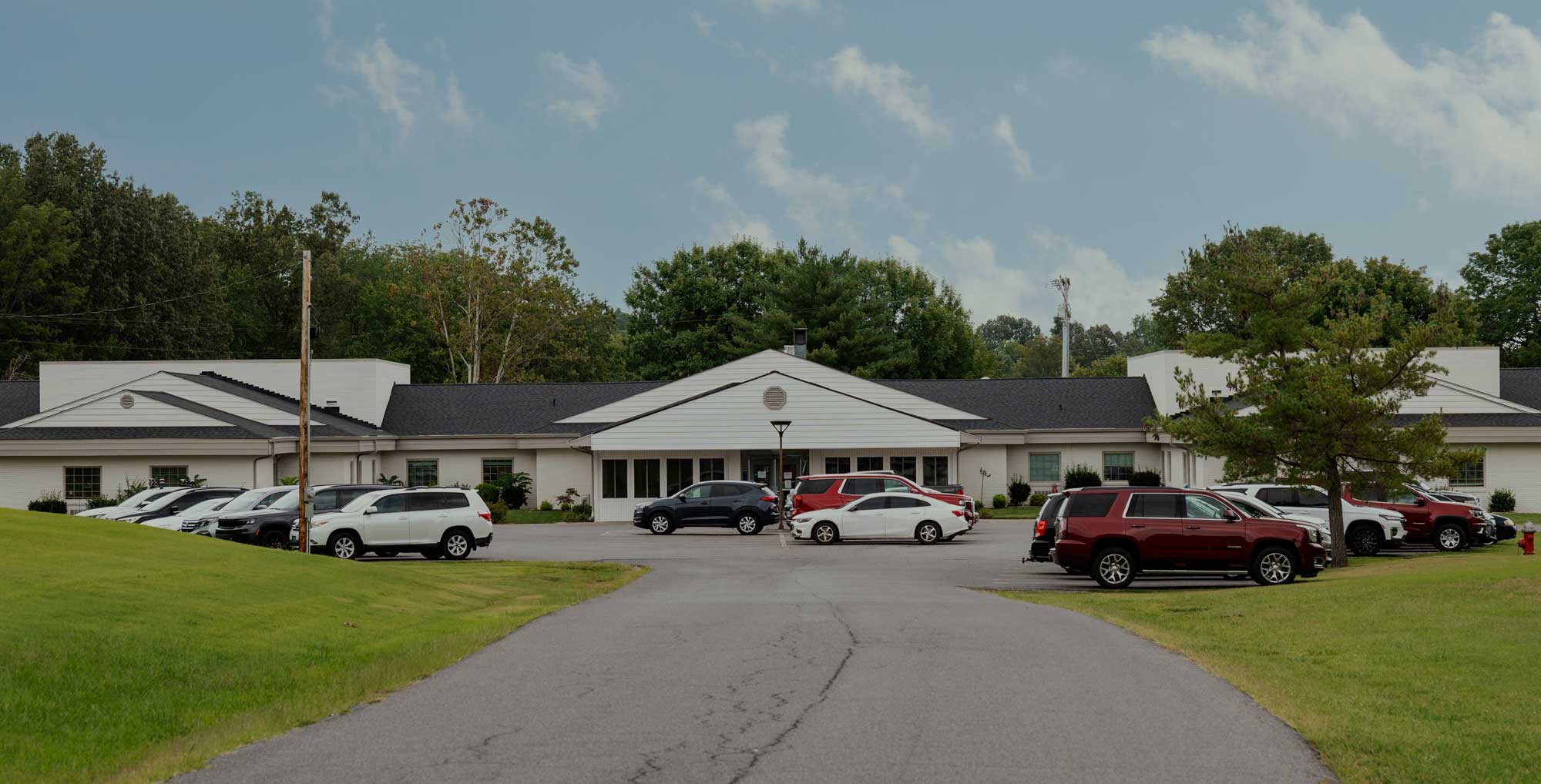 Exterior view of Calvert City Convalescent Center