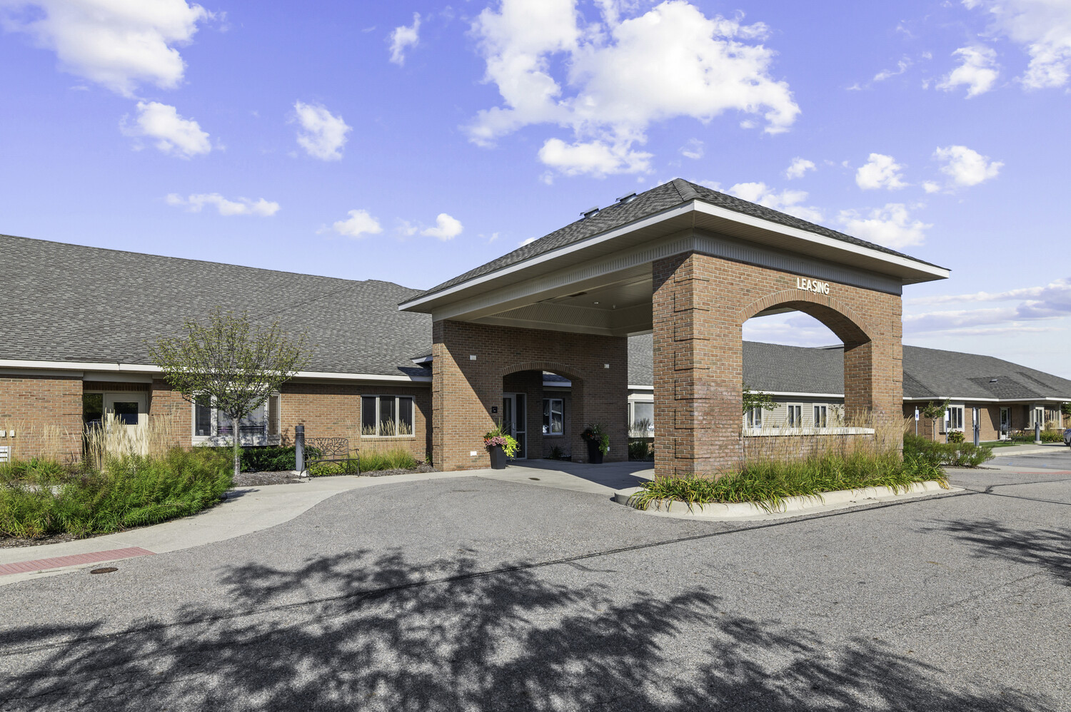Exterior view of Linden Square Senior Care entrance