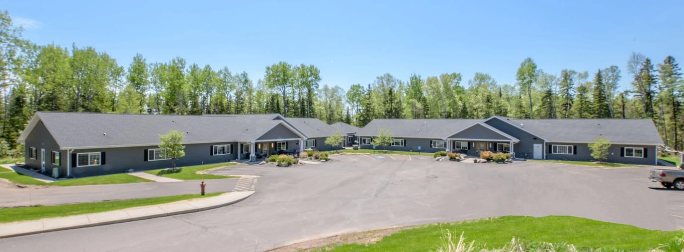 Exterior view of Diamond Willow Assisted Living facility
