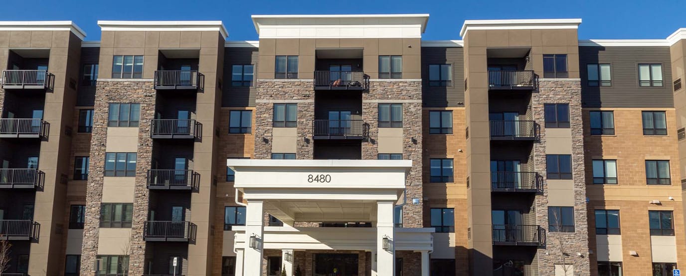 Front view of the Eden Prairie Senior Living building