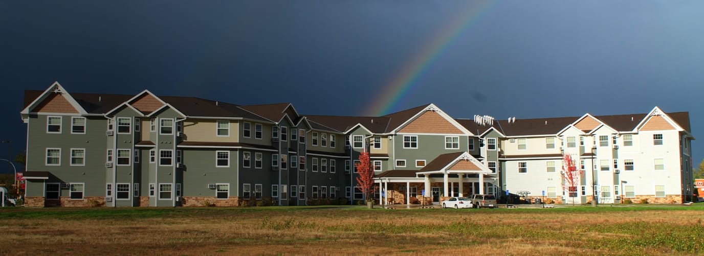 Exterior view of Sugar Loaf Senior Living building
