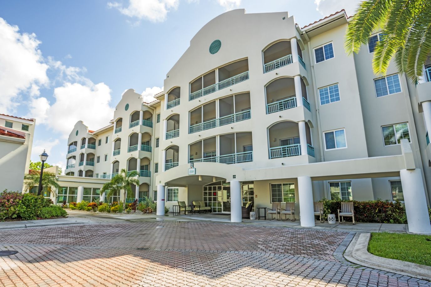 Exterior view of the Suncoast Club at Prestancia building