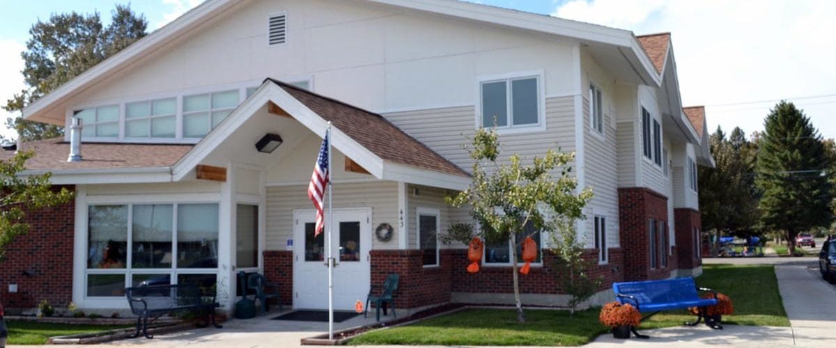 Exterior view of Caslen Living Centers Inc building