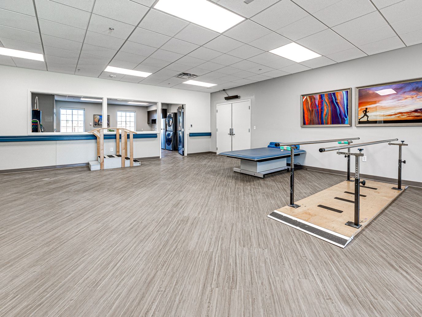 Interior rehabilitation space with therapy equipment
