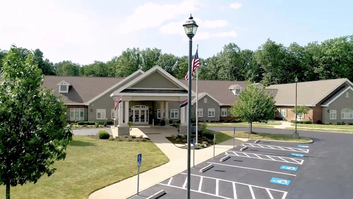 Exterior view of Inn at Ashland Woods with landscaping