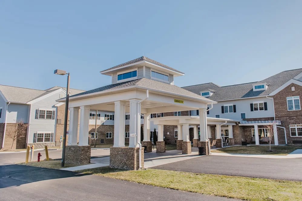 Exterior view of the English Meadows Abingdon Campus entrance