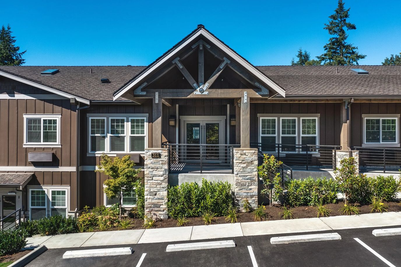 Exterior view of the Legacy of Bothell facility