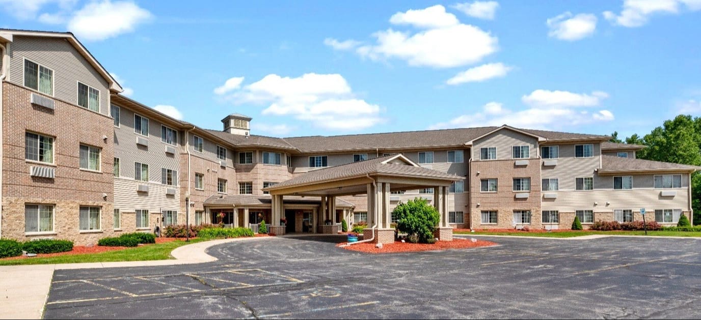 Exterior view of LakeHouse Manitowoc with entryway