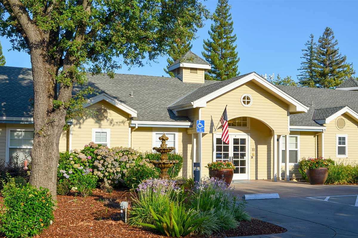 Exterior view of Citrus Heights Terrace with landscaping