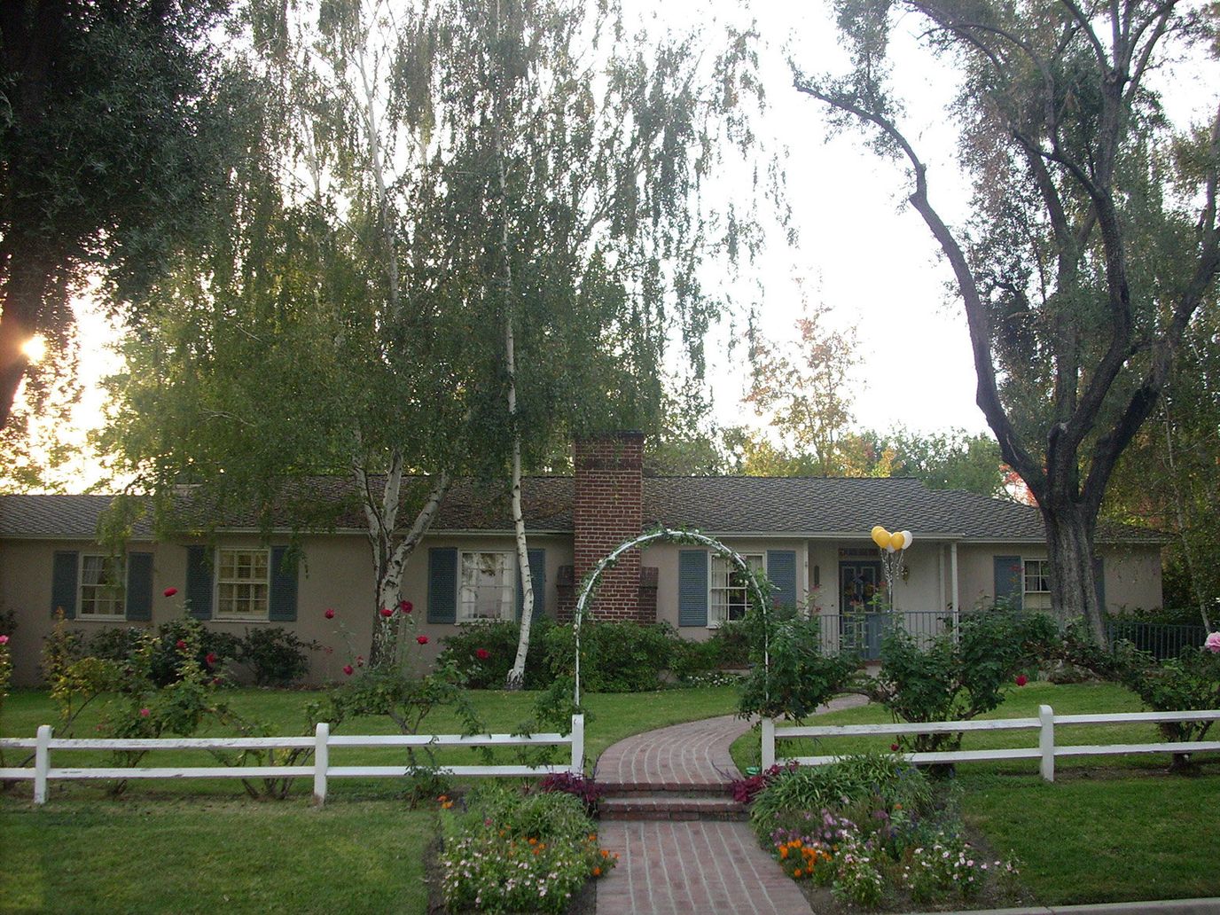 Exterior view of a charming assisted living facility