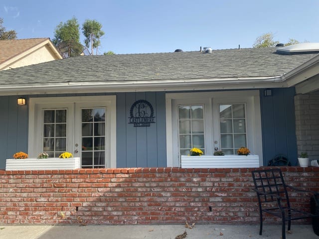 Exterior view of Castlemere Senior Home II building