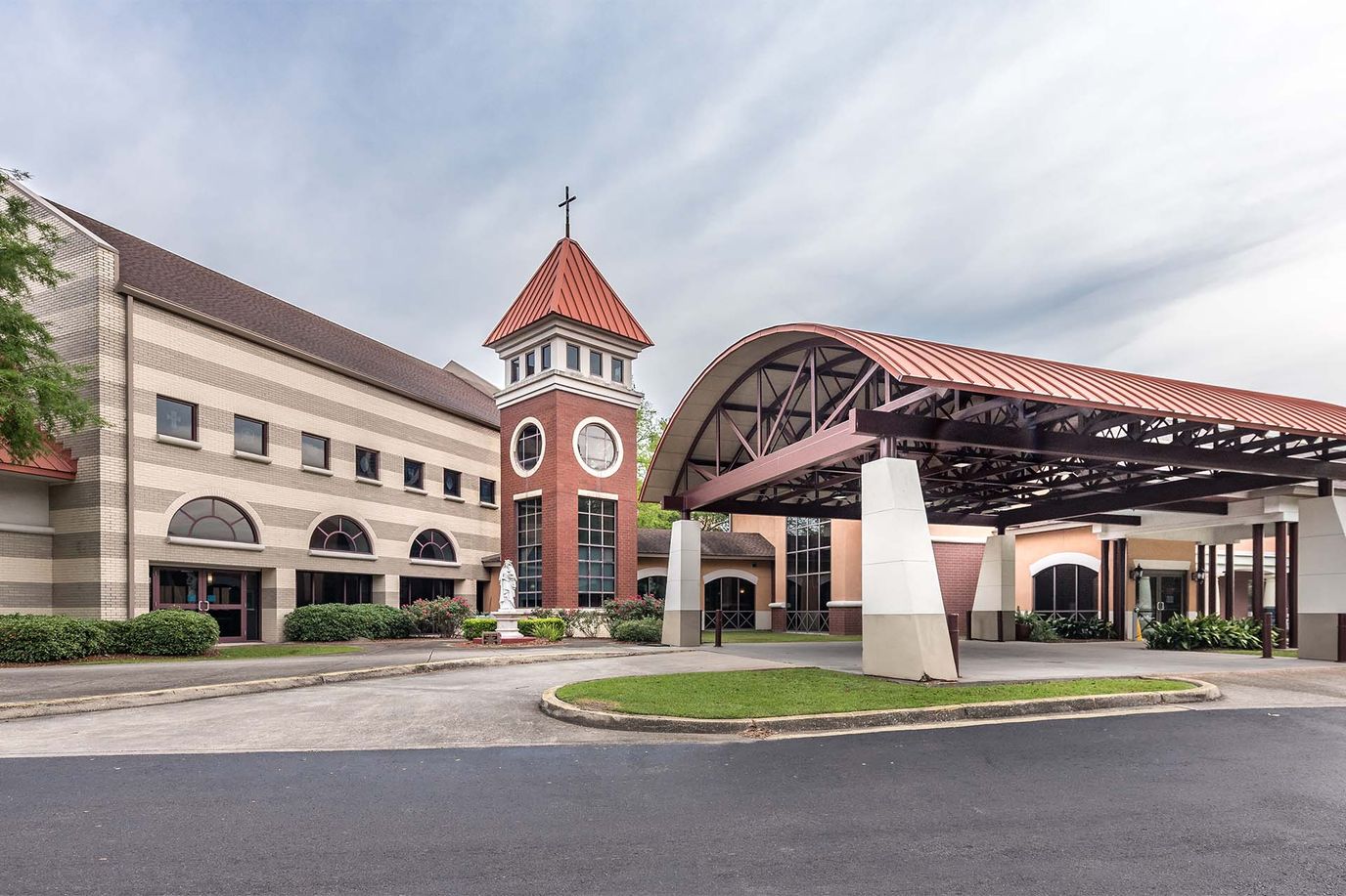 Exterior view of a senior living facility