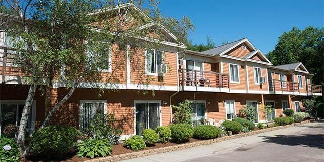 Gazebo Apartments At Pillsbury Manor