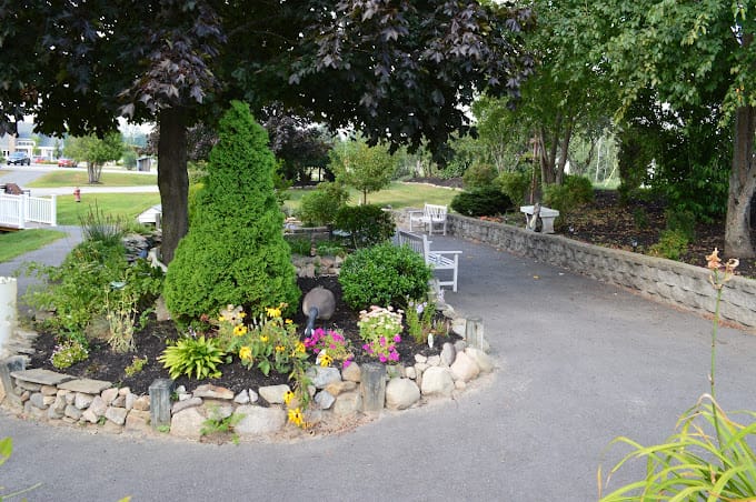Beautifully landscaped outdoor garden area