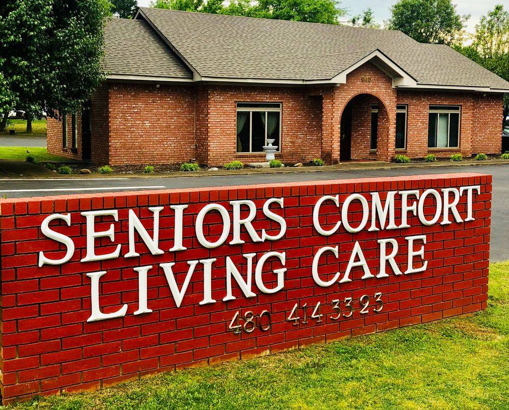 Exterior view of the Seniors Comfort Living Care building