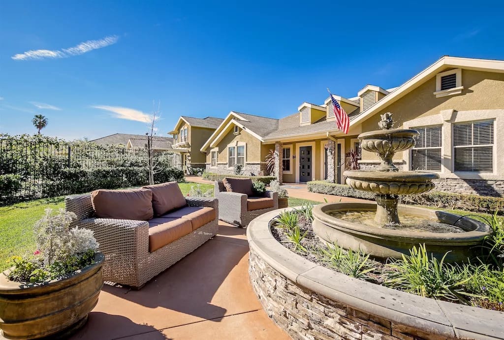 Pacifica Senior Living Newport Mesa