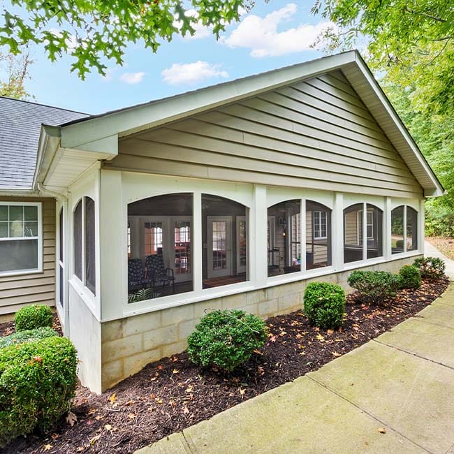 Fox Trail Memory Care Living at South River