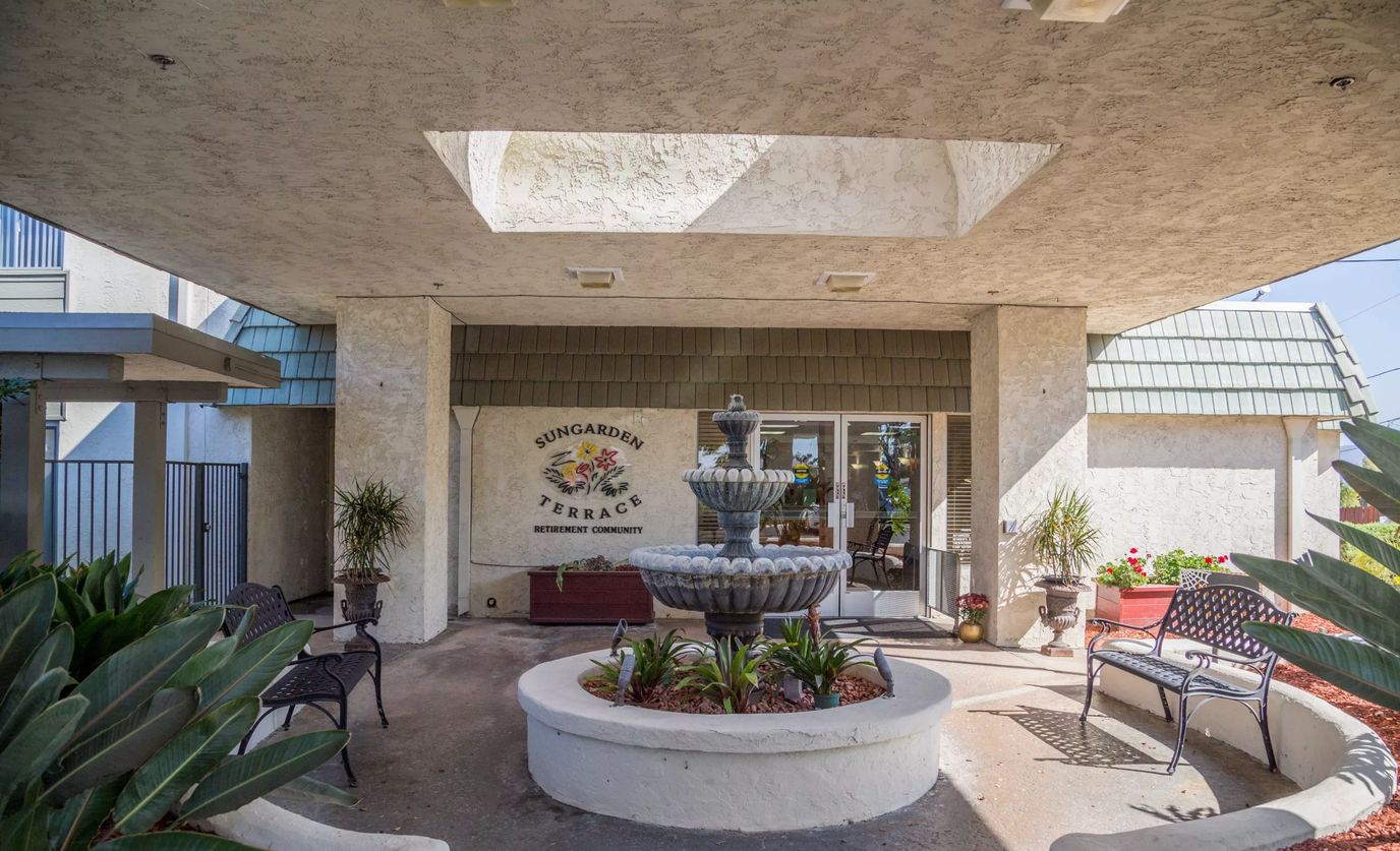 Exterior view of Sungarden Terrace with fountain