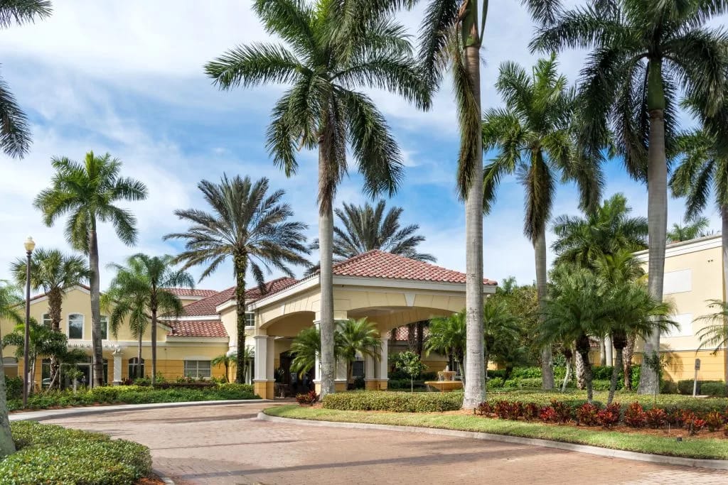 The Carlisle Naples