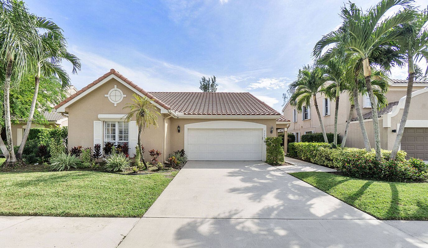 Royal Living at Coconut Creek