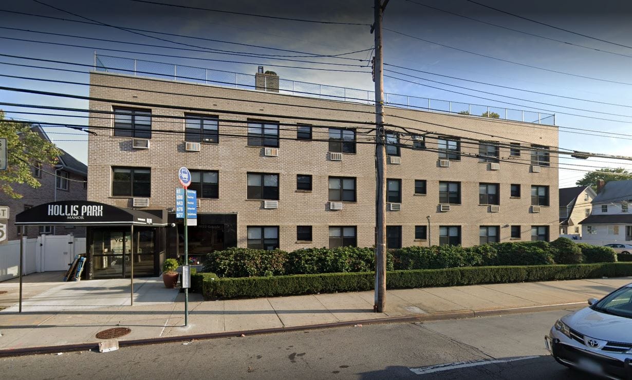 Hollis Park Manor